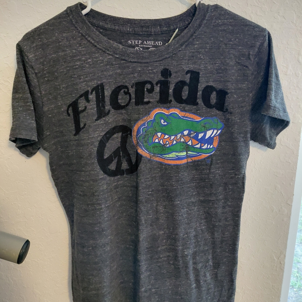 Step Ahead Gray Florida Gators Women's Short Sleeve Tee